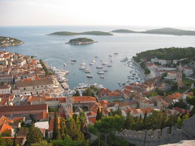 hvar-city.JPG