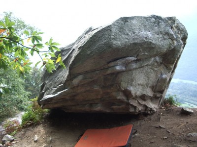 Der freistehende Block